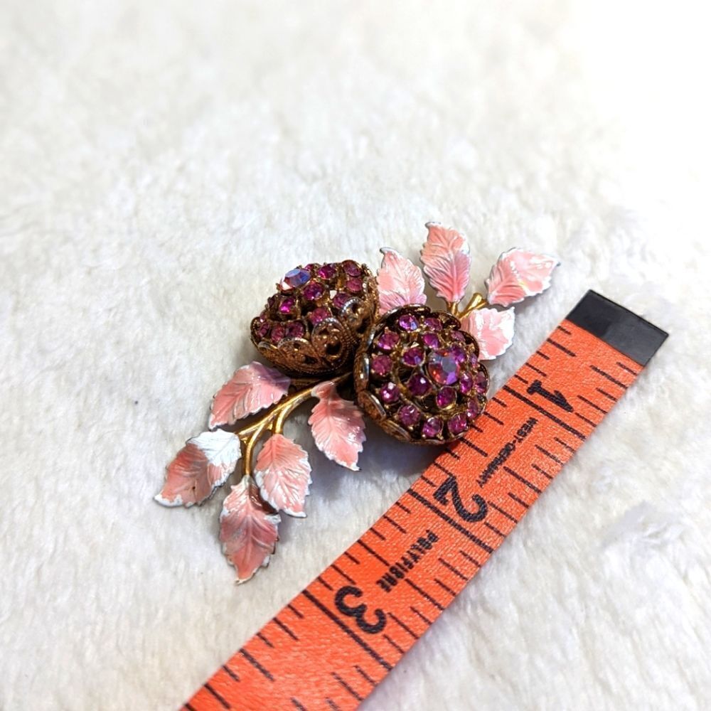 Vintage 50's Pink Dual Flower Rhinestone Brooche with Pink Enameled Leaves - Picture 7 of 8
